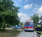 Wypadek w Olszanie. Na drodze gminnej doszło do zderzenia quada z osobówką. Ucierpiało dziecko