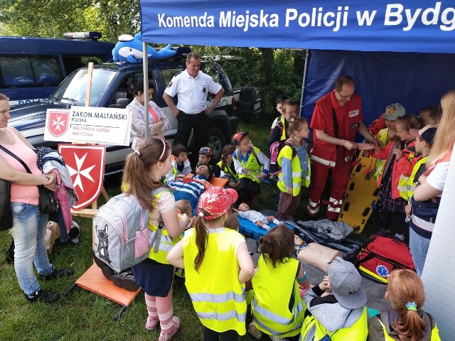 Przez 3 dni - od 7 do 9 czerwca br. - na terenie Leśnego Parku Kultury i Wypoczynku prowadzone były zajęcia profilaktyczne w ramach programu „Akademia Bezpieczeństwa – bezpieczne wakacje”.Zobacz więcej zdjęć ►►►