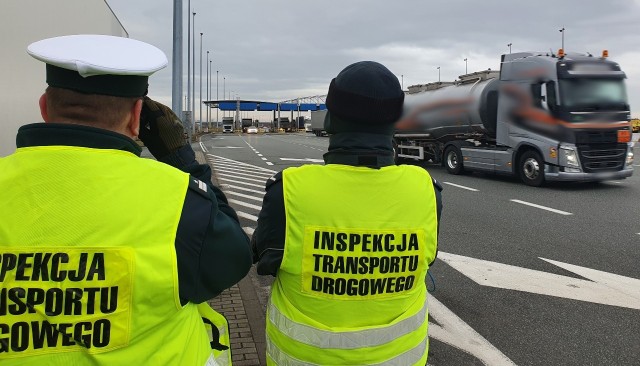 W czwartek i piątek (10 i 11 lutego), na autostradzie A2 oraz okolicznych drogach krajowych, funkcjonariusze wielkopolskiej, mazowieckiej, lubuskiej i łódzkiej ITD kontrolowali ciężarówki należące przede wszystkim do przewoźników spoza krajów Unii Europejskiej. Celem działań była poprawa bezpieczeństwa na drogach i ochrona krajowego rynku transportu. Inspektorzy kontrolowali m.in. trzeźwość kierowców, wymagane dokumenty i stan techniczny pojazdów.