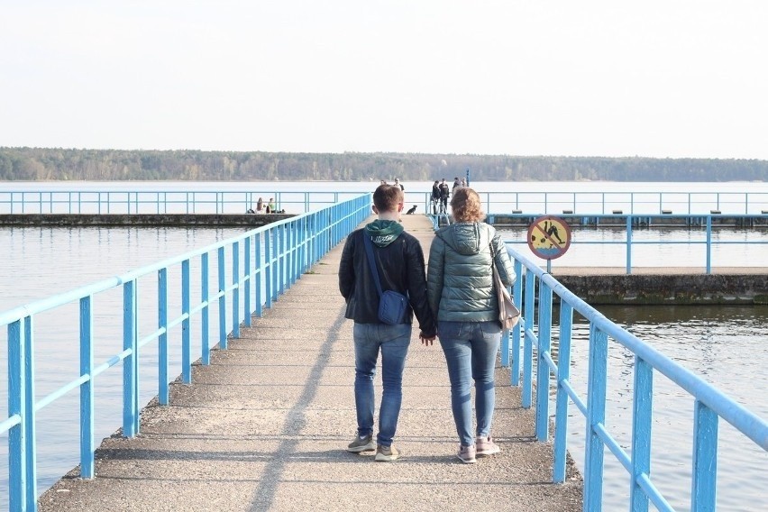 Spacer lub piknik nad Zalewem Zemborzyckim....