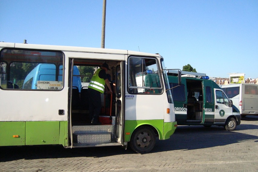 Kontrole ITD w autobusach Lublin-Świdnik: Wykryto nieprawidłowości (ZDJĘCIA)