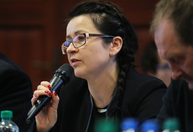 Mariola Mosiądz - Śmigiel, przewodnicząca zarządu osiedla nr 1, dziwi się, że trasa rowerowa powstanie z puli miejskiej budżetu.