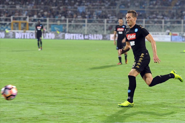 Arkadiusz Milik zadebiutował w barwach Napoli w zremisowanym meczu z Pescarą 2:2