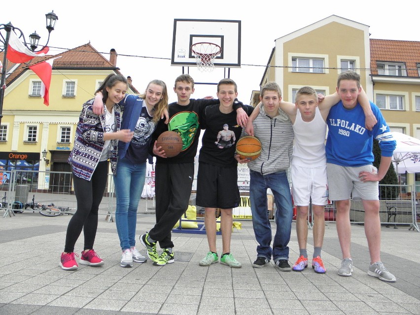Koszykówka uliczna w Rybniku. "Rynek Basket" - to nazwa...