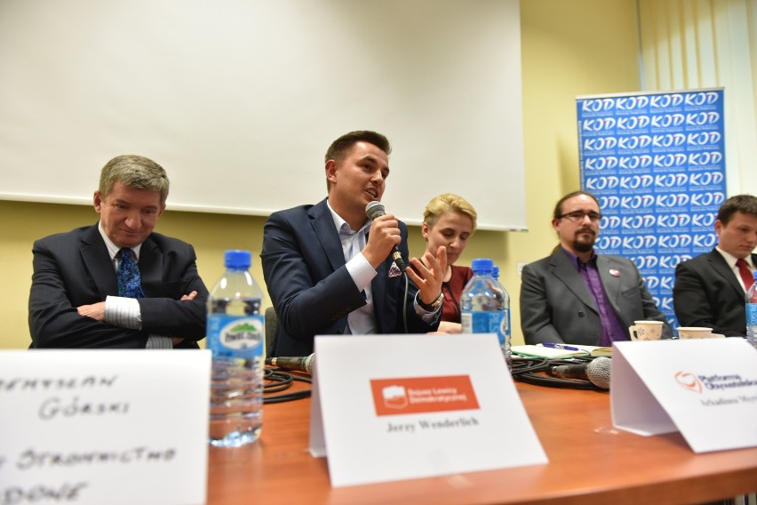 Debata o stanie demokracji w Polsce odbyła się w Toruniu.