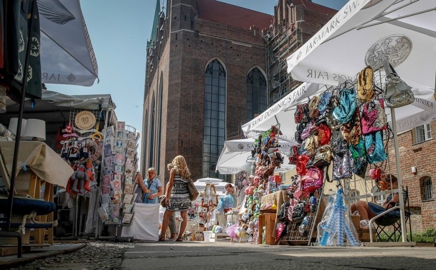 Jarmark św. Dominika w Gdańsku. Kolorowe stragany i tłumy kupujących [zdjęcia]