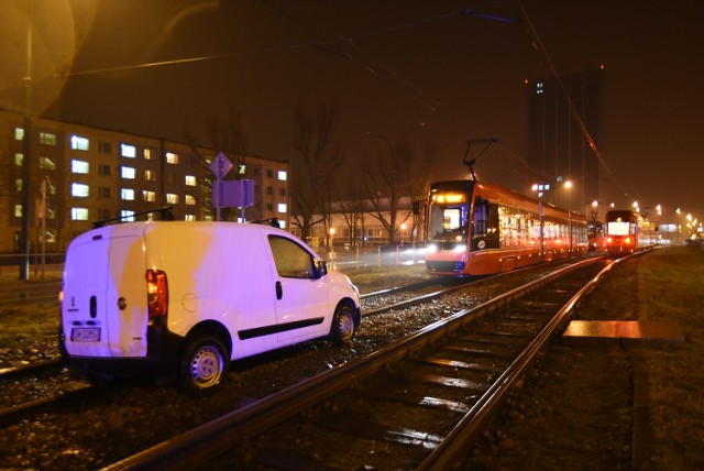 Samochód na torach w Sosnowcu