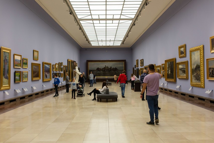 Dzień Otwartych Drzwi Muzeów Krakowskich. Krakowianie ruszyli do muzeów. Co ich przyciągnęło? [ZDJĘCIA]
