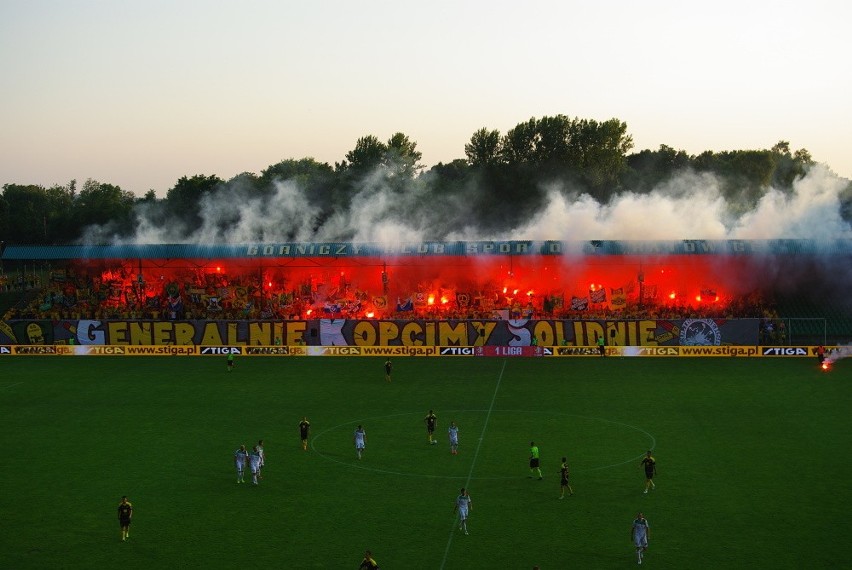 Kibice na meczu GKS Katowice - Zagłębie Sosnowiec