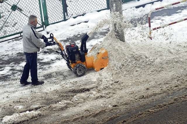 Zima zbliża się wielkimi krokami. Temperatura już spadła poniżej zera, a wkrótce można spodziewać się śniegu. To odpowiedni czas, by sprawdzić stan przygotowań w mieście