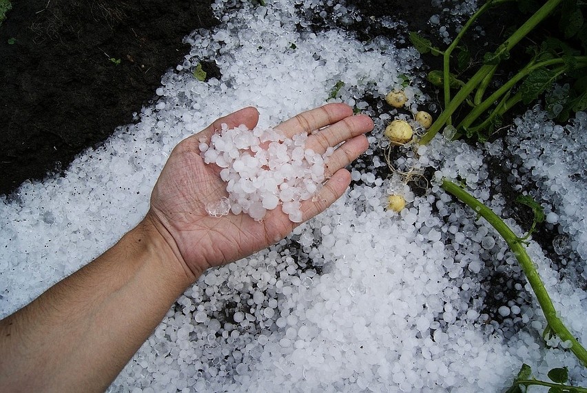 Synoptycy zapowiadają dziś w Podlaskiem burze z gradem