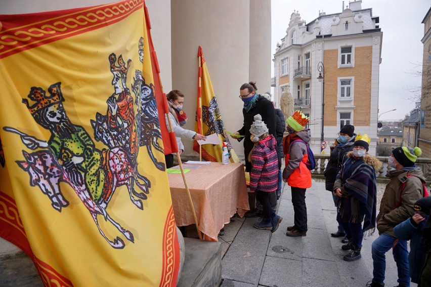 Zamiast tradycyjnego Orszaku Trzech Króli- gra uliczna w Lublinie. Zobacz zdjęcia