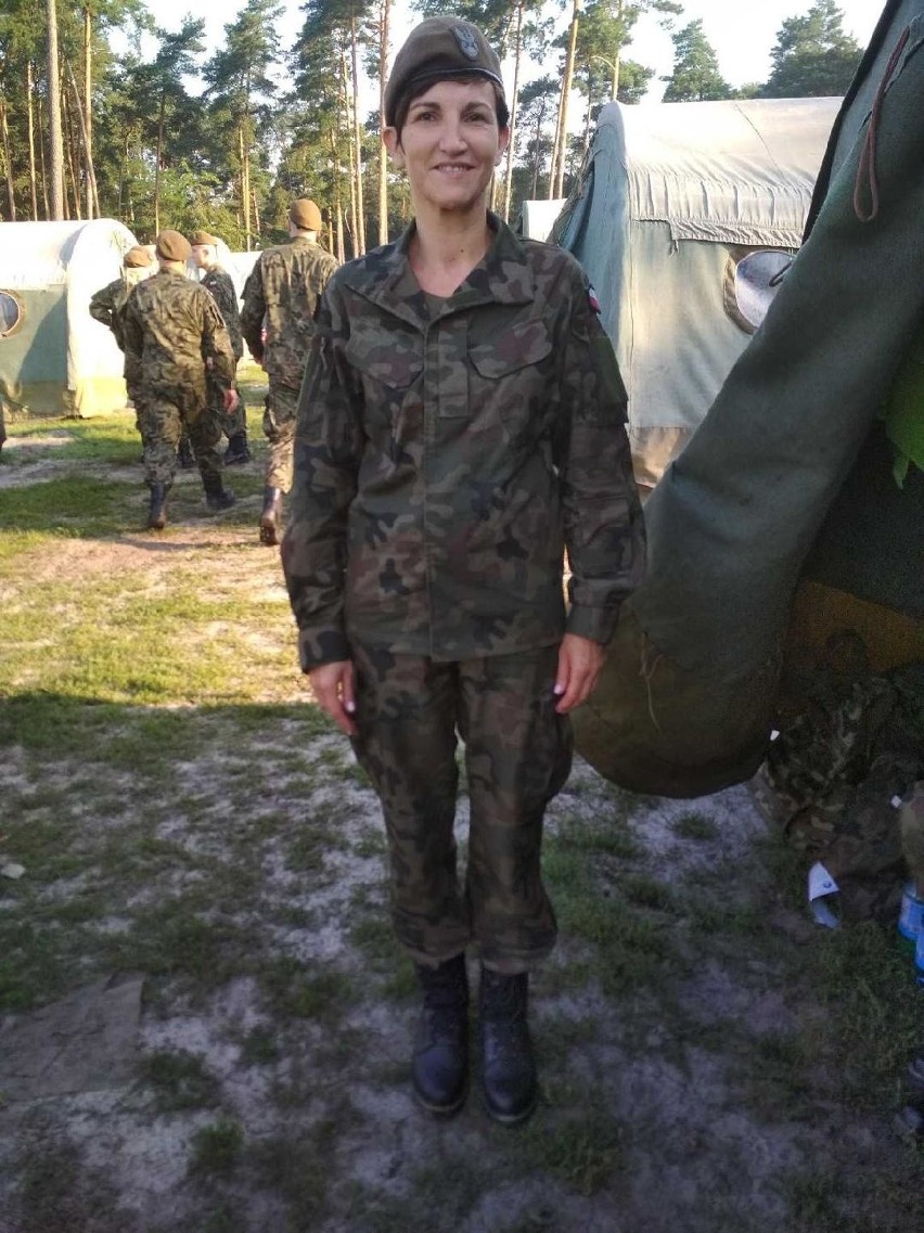 Renata Laska służy w batalionie Obrony Obrony Terytorialnej w Grójcu. Jest mamą piątki dzieci