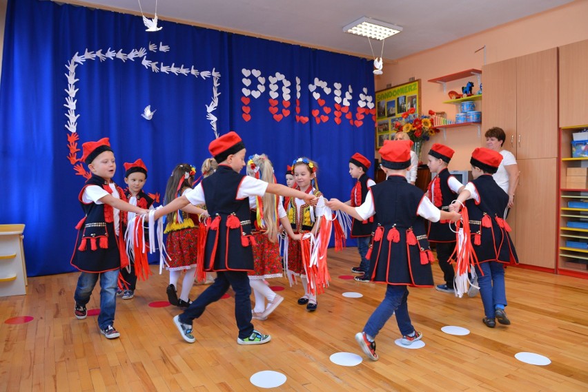 Mali patrioci z sandomierskiej "siódemki" świętowali rocznicę odzyskania przez Polskę niepodległości [ZDJĘCIA]