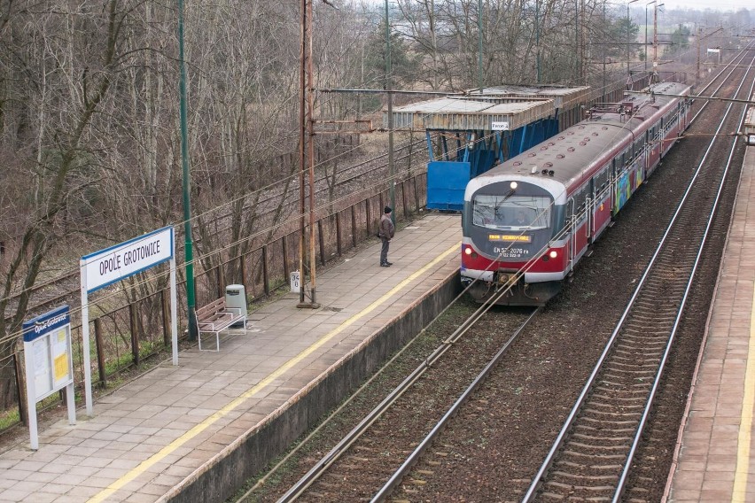 Stacja kolejowa Opole Grotowice.