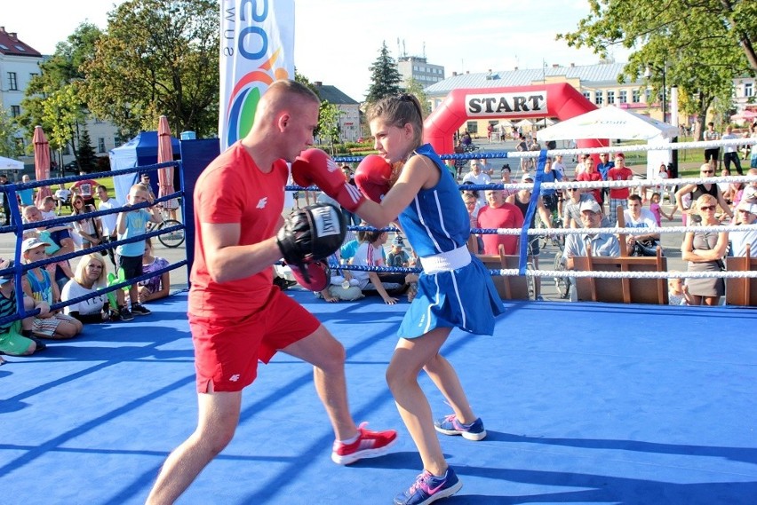 Plac Marii Konopnickiej. Sportowe pożegnanie wakacji (zdjęcia)