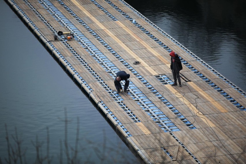 Kraków. Problemy z budową parku na Zakrzówku. Kąpielisko może nie być otwarte na wakacje [ZDJĘCIA]