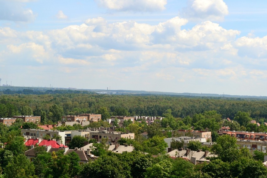 Panorama Juliusza, na horyzoncie zakłady w Strzemieszycach