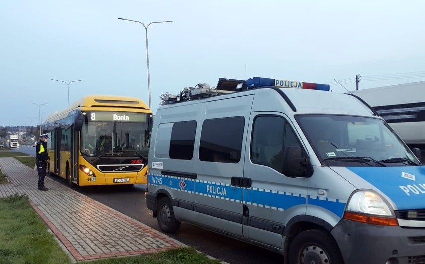 Policjanci z Wydziału Ruchu Drogowego KMP Koszalin...