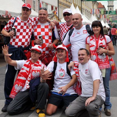 Polscy i Chorwaccy kibice potrafią bawić się razem.