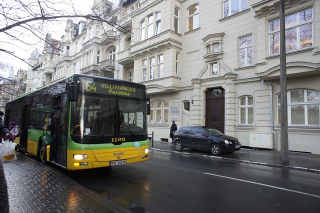 Na swoją trasę wraca autobus linii 164