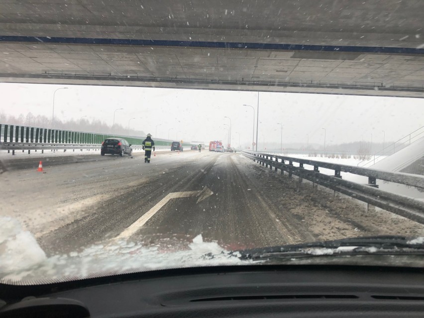 W pobliżu zjazdu z autostrady do Sędziszowa Małopolskiego...