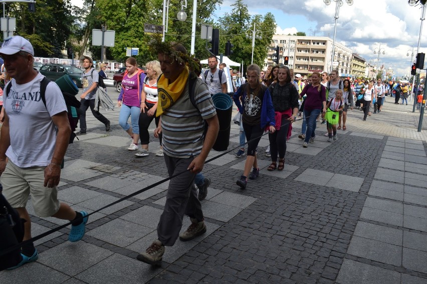 Pielgrzymka Krakowska dotarła na Jasną Górę [ZDJĘCIA]