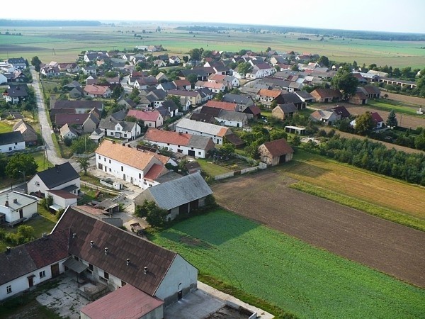 Chrzelice to wieś najbardziej wysunięta na północ w gminie...