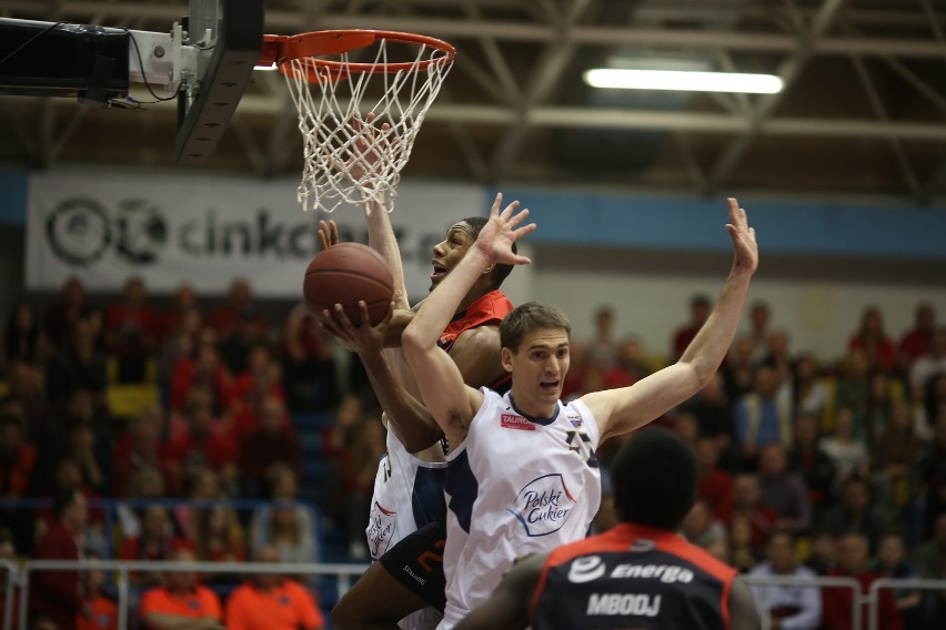 Play Off. Energa Czarni wygrywa w trzecim meczu z Polskim Cukrem