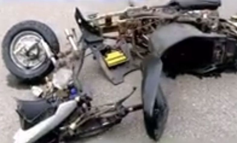 Śmiertelny wypadek w Nowych Wypychach. Kierujący skuterem zginął na miejscu. 5.06.2020. Zdjęcia, wideo