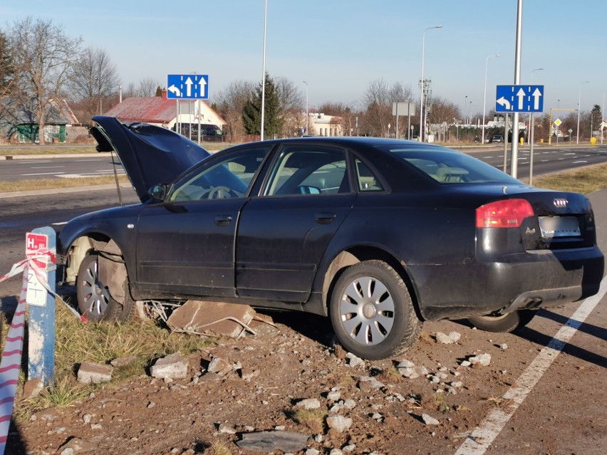 Do zdarzenia doszło w środę przed godz. 9 na alei Żołnierzy...