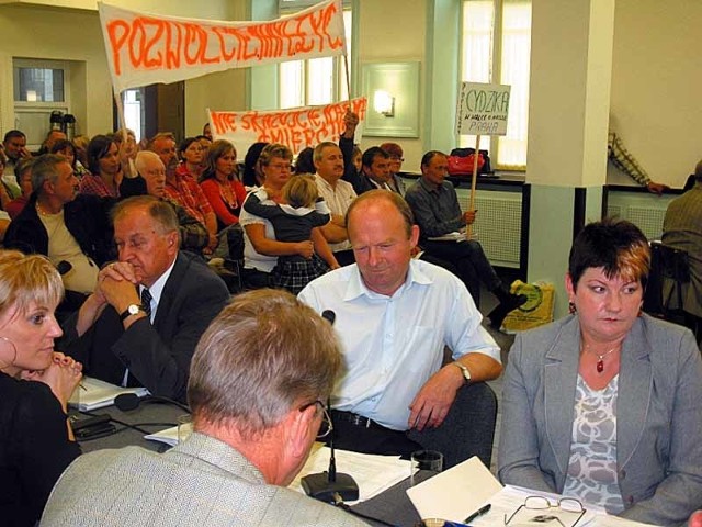 Tydzień temu radni zajmowali się strefą bezpieczeństwa. Nie zobowiązali wtedy jednak burmistrza do tego, żeby rozpoczął starania o jej powstanie.