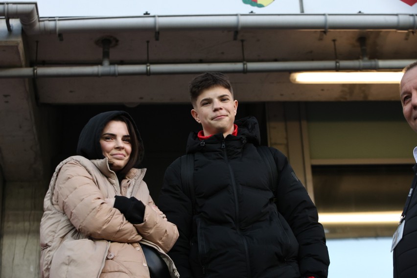 Malwina Kuzera, żona trenera Kamila Kuzery, z synem...