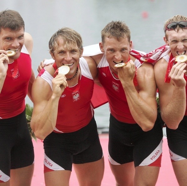 Michał Jeliński, Konrad Wasilewski, Marek Kolbowicz i Adam Korol - nasi wioślarze zdobyli w niedzielę tytuł mistrzów olimpijskich