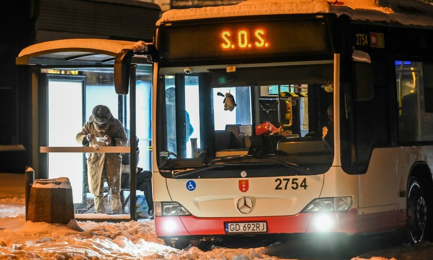 Autobus SOS kursujący w sezonie zimowym 2020/21