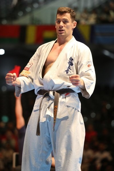 Pochodzący z Kielc Maciej Mazur wicemistrzem świata w karate Open! Zobacz, jak walczył [WIDEO] 