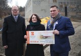 Dariusz Michalczewski przekazał 60 tys. zł na budowę ośrodka dla dorosłych autystyków [ZDJĘCIA]