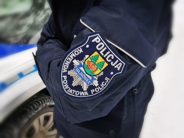 Trzej policjanci z Hajnówki z zarzutami niedopełnienia obowiązków,  poplecznictwa i poświadczenia nieprawdy. Jest akt oskarżenia | Gazeta  Współczesna