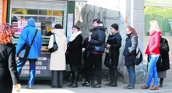 Bez problemu bilety można kupić jedynie w punktach sprzedaży MPK, w wielu kioskach brakuje najpopularniejszych, 20- i 40-minutowych.