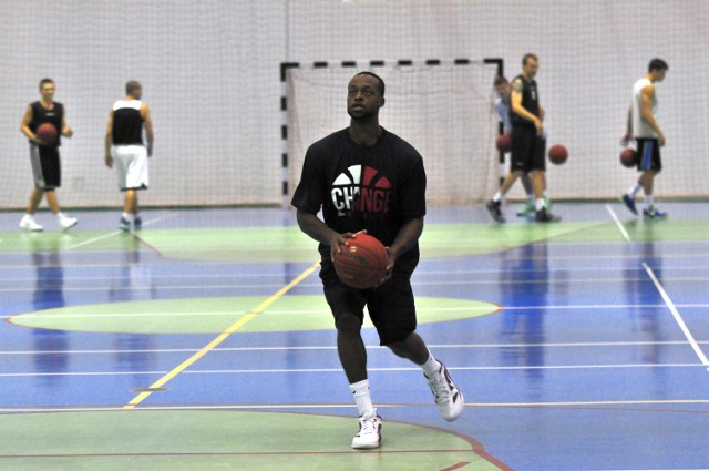 Dominique Johnson już trenuje wraz z ekipą Jeziora Tarnobrzeg.