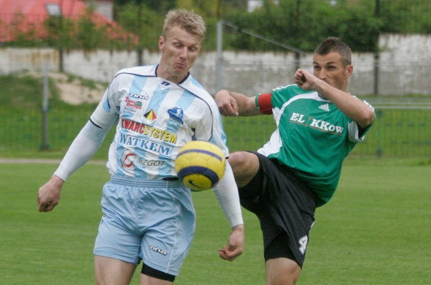 2008. Górnik Wieliczka - Stal Rzeszów, z prawej Piotr...