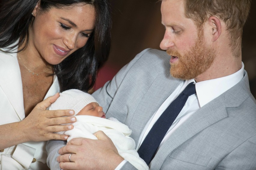 Royal baby 6.05: Księżna Meghan urodziła! [ZDJĘCIA] Książę...