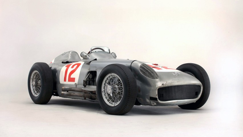 3. Mercedes-Benz W196R (1954 r.)...