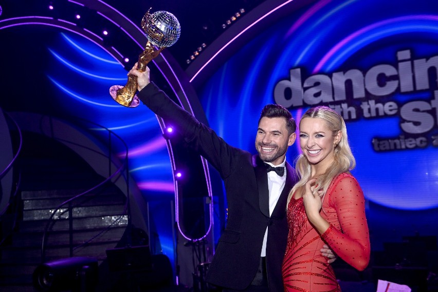 Ilona Krawczyńska i Robert Rowiński wygrali 13. edycję "Dancing with the Stars. Taniec z gwiazdami" (2022 r.)