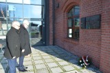 Powiat wodzisławski uczcił ofiary Marszu Śmierci. 78 lat temu Niemcy pognali wycieńczonych więźniów Auschwitz-Birkenau na Zachód. ZDJĘCIA