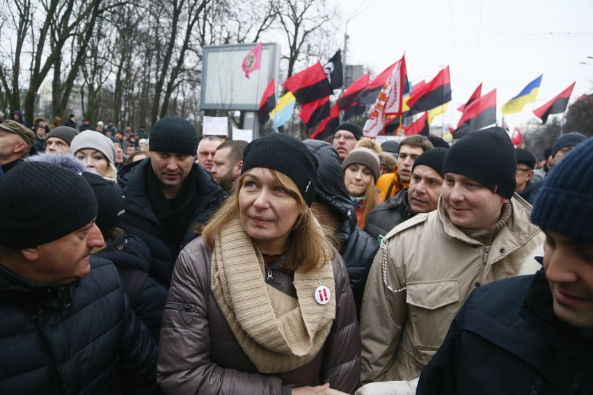 Demonstracja 10 grudnia 2017 w Kijowie. Protestujący...