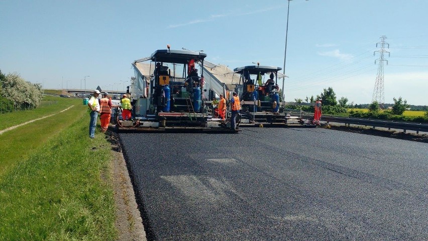 Dwie firmy zainteresowane są tegorocznym remontem autostrady...