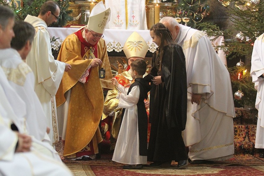 Błogosławiony Wincenty Kadłubek patronem Jędrzejowa. Mszę sprawował Nuncjusz Apostolski