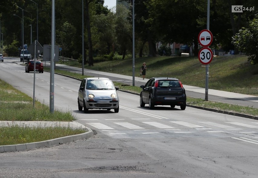 Rusza wymiana nawierzchni na ulicach Łubinowej i Piasecznej w Szczecinie. Będą utrudnienia. Ile potrwają prace? 