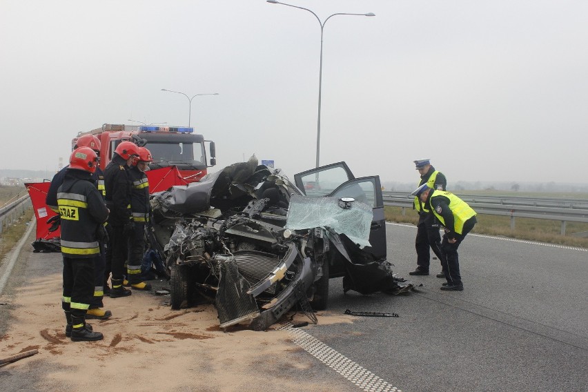 Śmiertelny wypadek na autostradzie a2